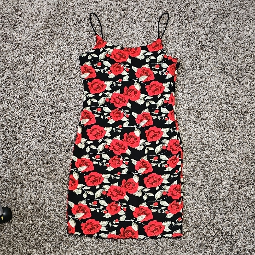 SHEIN EUC Floral Black and Red Women's Dress